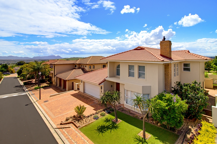 3 Bedroom Property for Sale in Steynsrust Western Cape